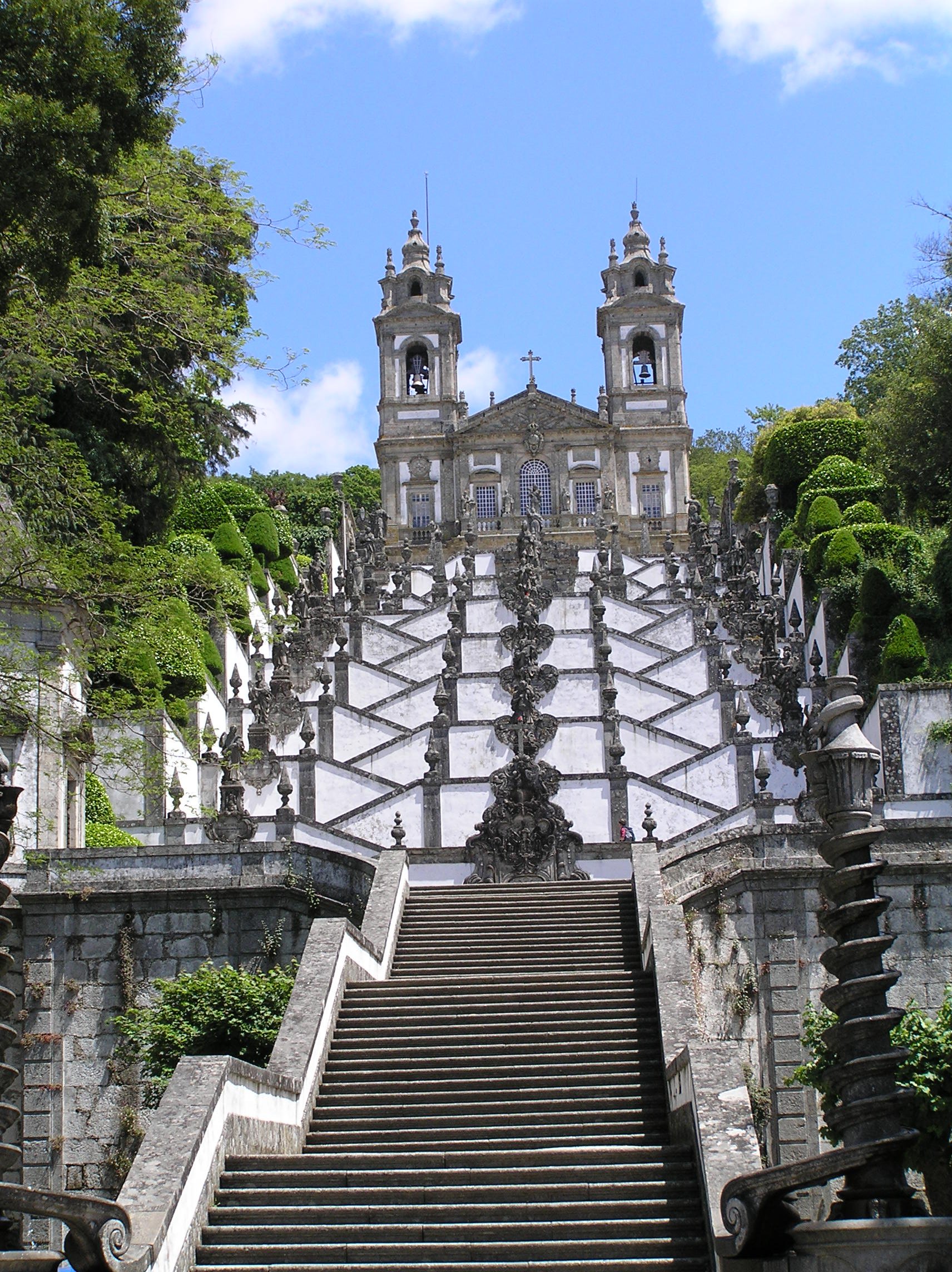정상 성당 (Basílica do Bom Jesus)